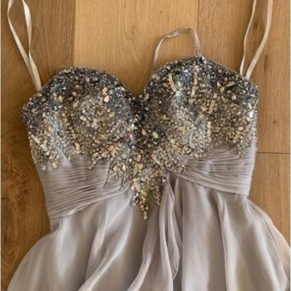 Prom Dress - Picture 3 of 5